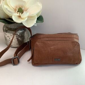 Spikes and Sparrow Genuine Leather Belt Bag NWOT